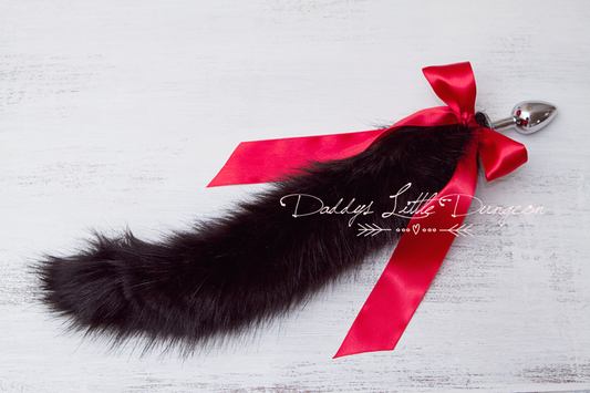 Cute BDSM butt plug - black and red fox tail for anal, DDLG sex toys, Kawaii cosplay, Femdom sissy plug, petplay and pet play.