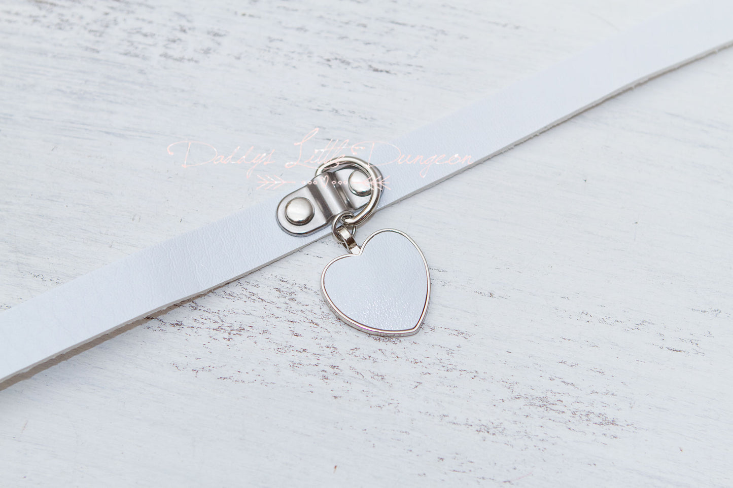 White Heart Charm Bondage Collar