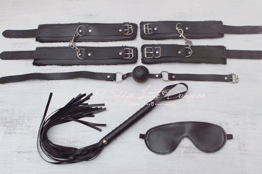 Complete Black Bondage Set