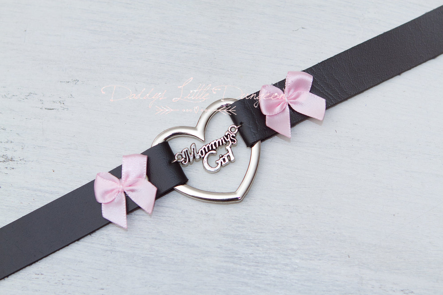 BDSM MDLG Black Mommy's Girl Charm Heart Day Collar Lolita Choker Pink Satin Bows Pet Play Submissive Little Baby Kitten Petplay ABDL mature